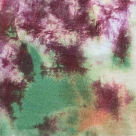 Tie Dye Drawstring Shorts with Side Slit Pockets - Picture 8 of 10